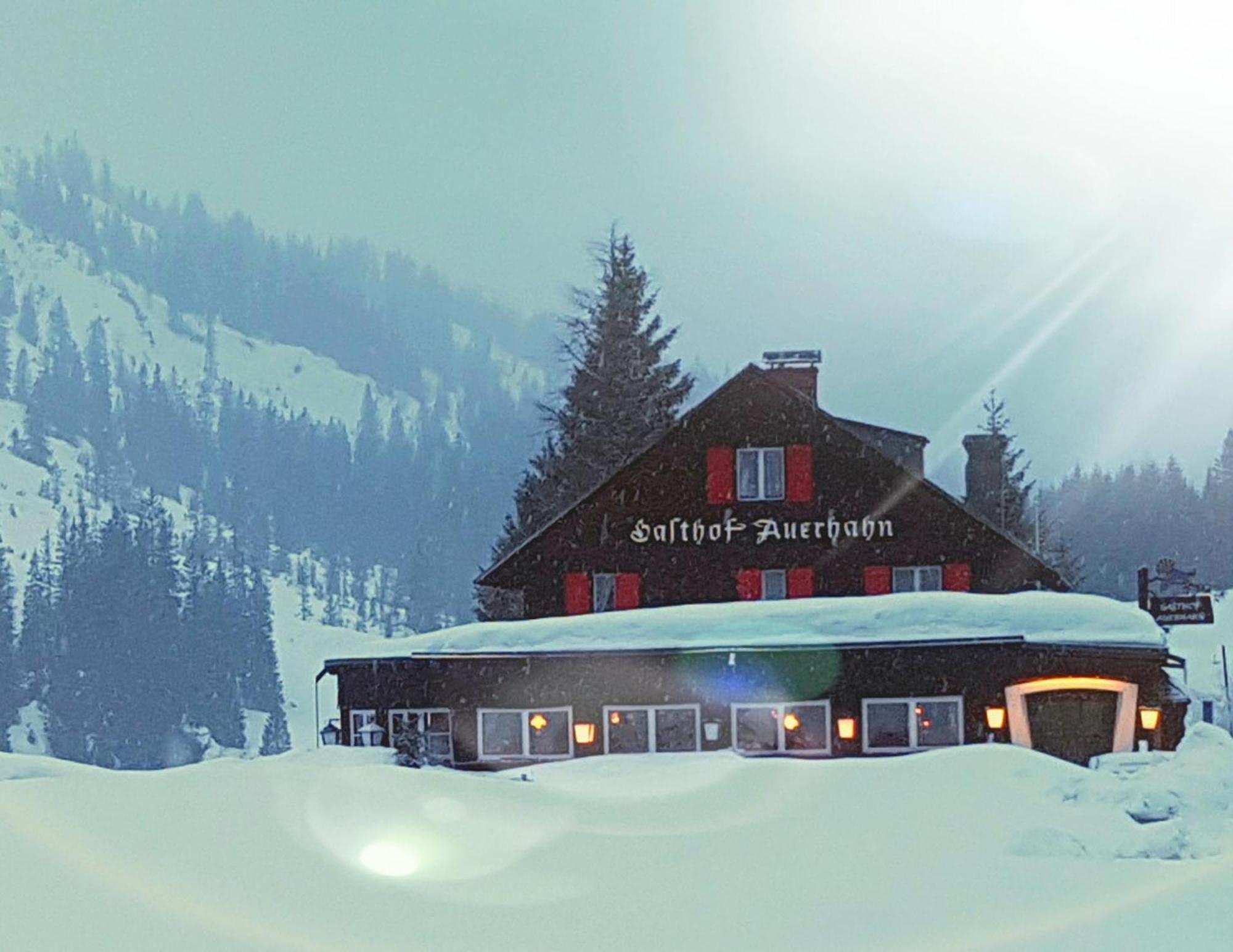 Gasthof Auerhahn レッヒ エクステリア 写真