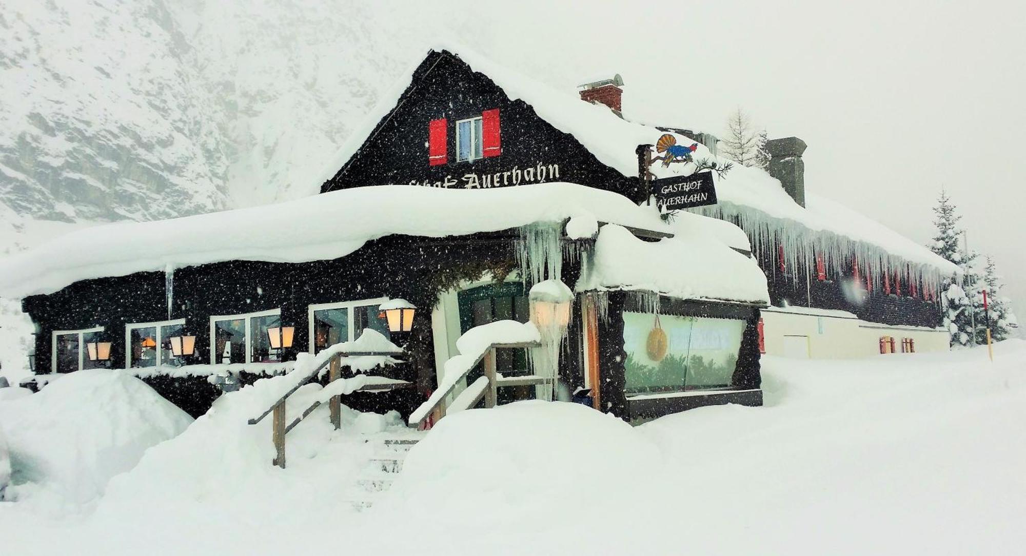 Gasthof Auerhahn レッヒ エクステリア 写真